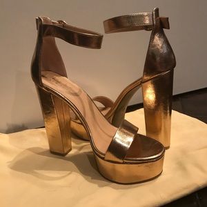Rose Gold Size 8 Nicole Miller Platform Heels